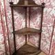 Small 19th-century corner shelf in walnut – beautiful cabinetmaking work.
