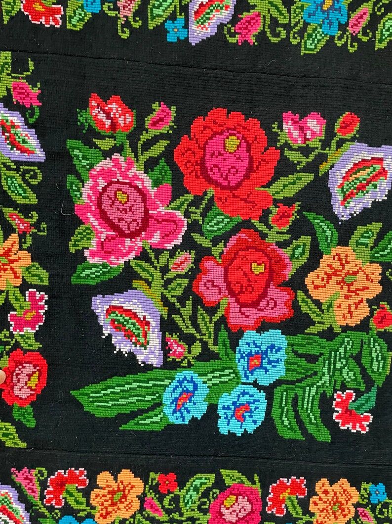 Romanian Bessarabian rug 287x157