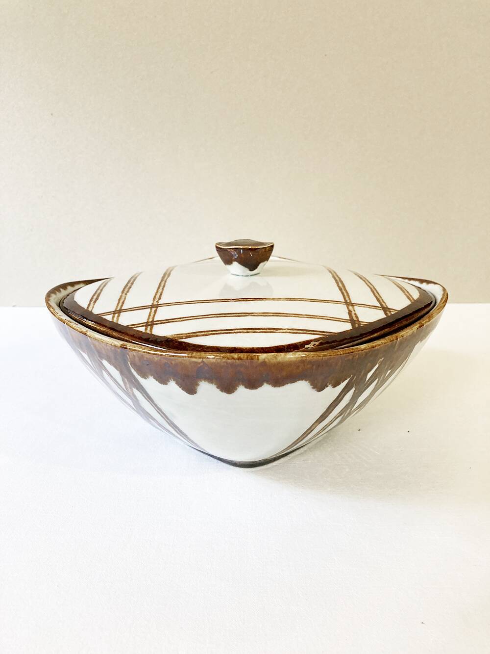 Ceramic vegetable dish from Lunéville-Badonviller