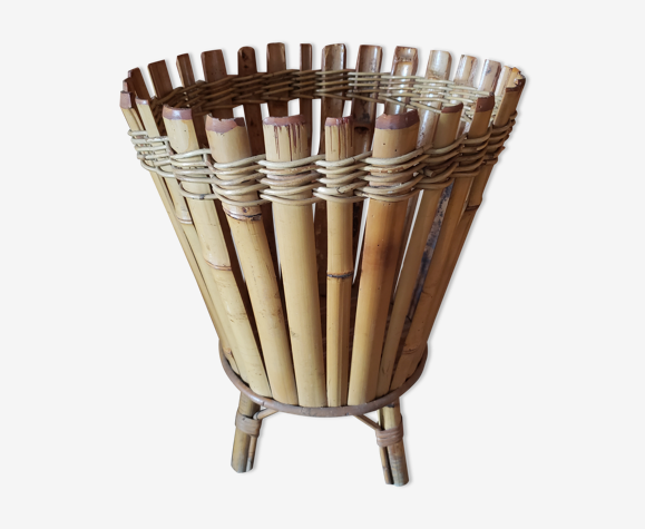 Ancien cache pot tripode en bambou et rotin
