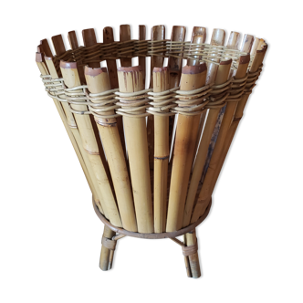 Ancien cache pot tripode en bambou et rotin