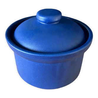 Blue round box