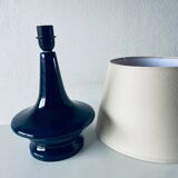 Lampe en céramique bleue nuit