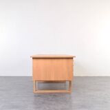 Mid-Century Oak Freestanding Desk by Torben Valeur & Henning Jensen for Dyr