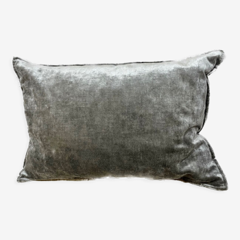 Grey velvet cushion 35x50 cm
