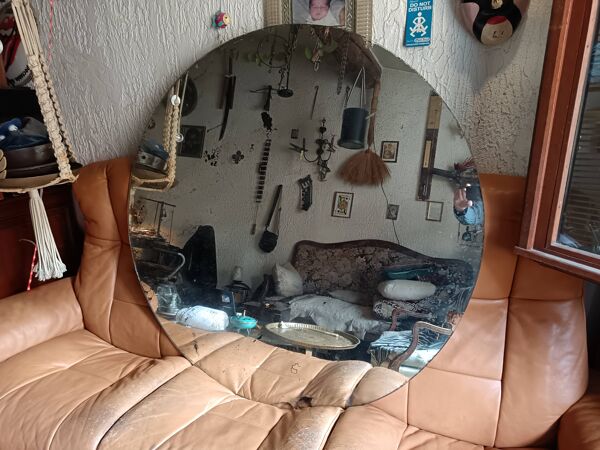 Grand miroir mural rond italien 1960.