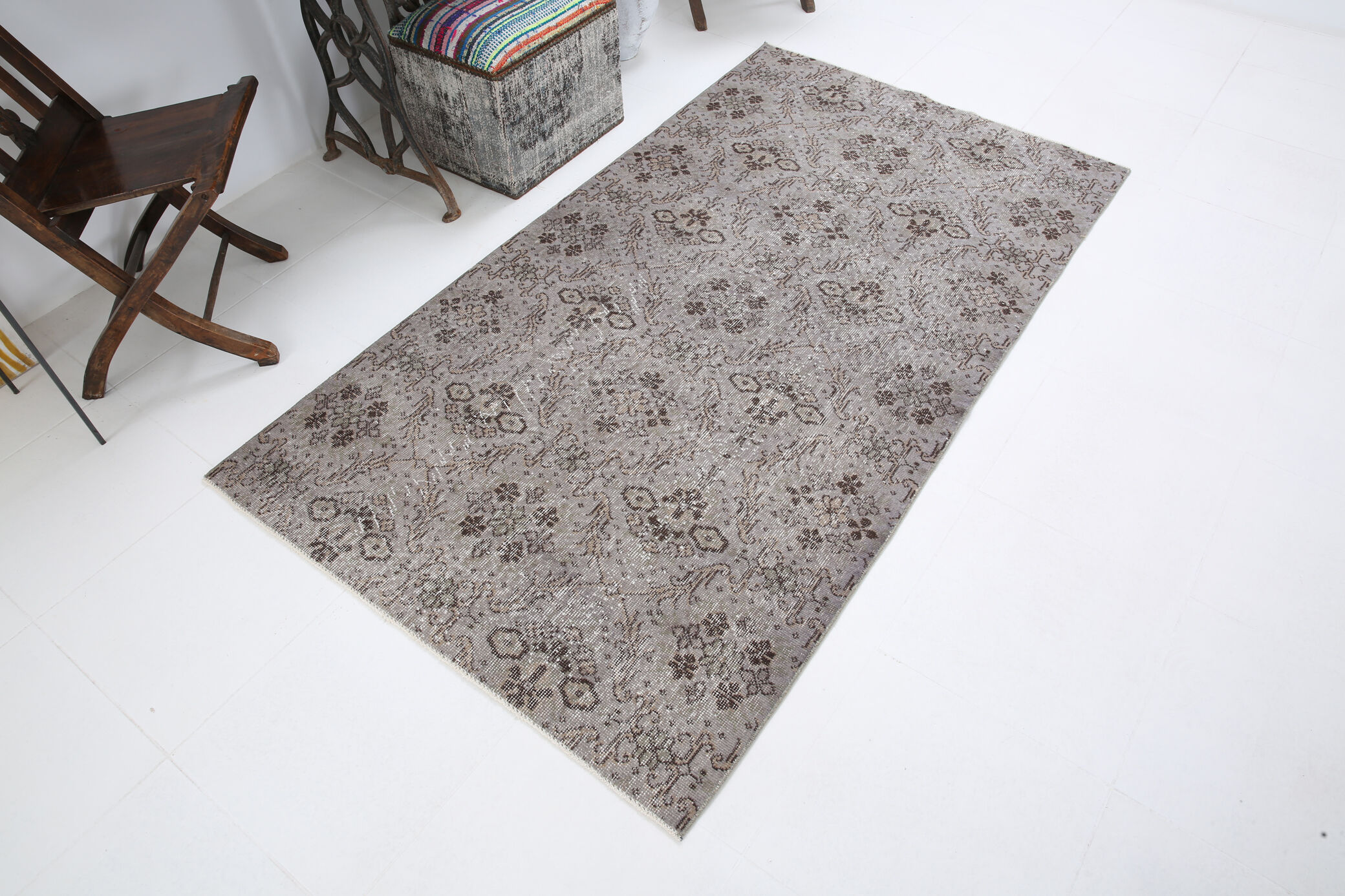 Tapis turc gris affligé 206x114cm