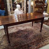 Farm table