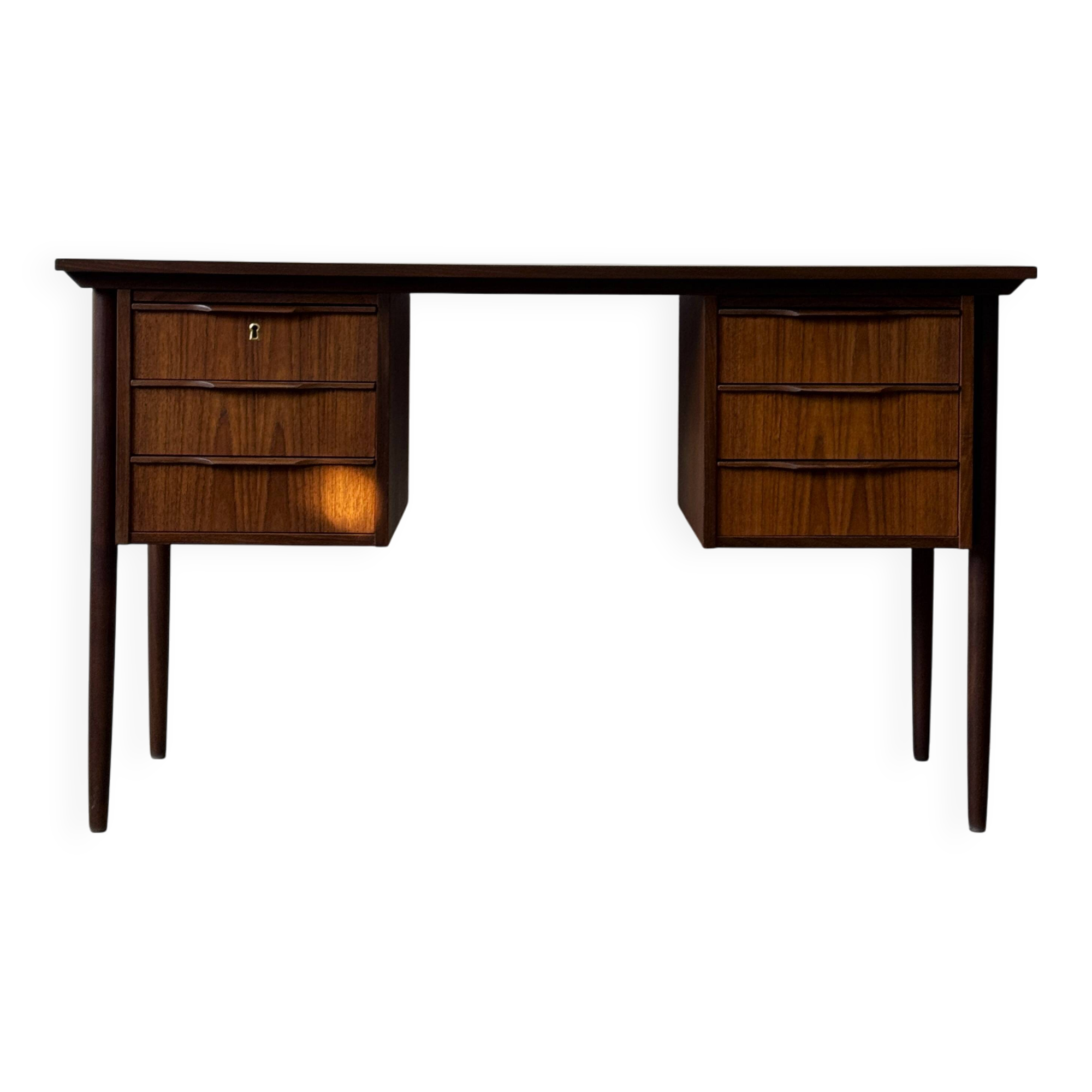 Teak desk, Denmark 60s/70s, vintage, mid-c modern