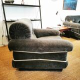 Pair of vintage italian design armchairs from the 70s
