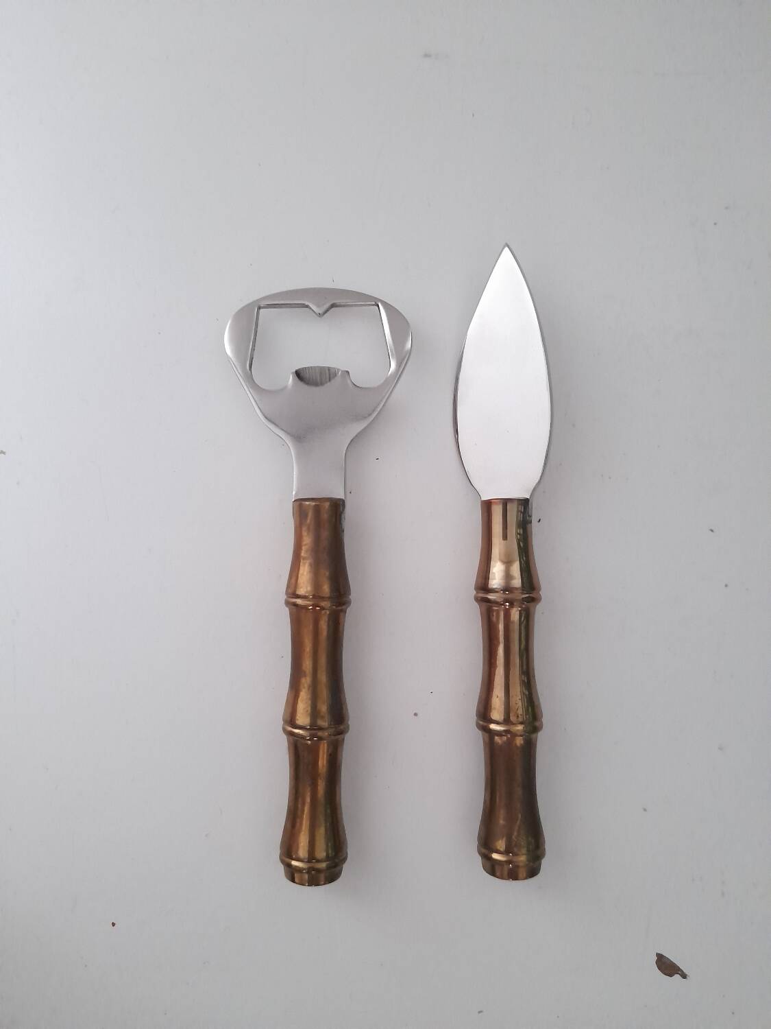 Ouvre bouteille et couteau manche bambou laiton