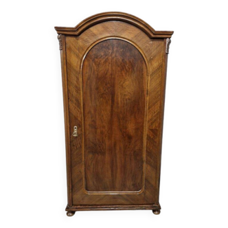 Armoire unique en noyer Ludwikowska 2