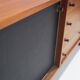 Enfilade en bois avec portes noires par George Coslin