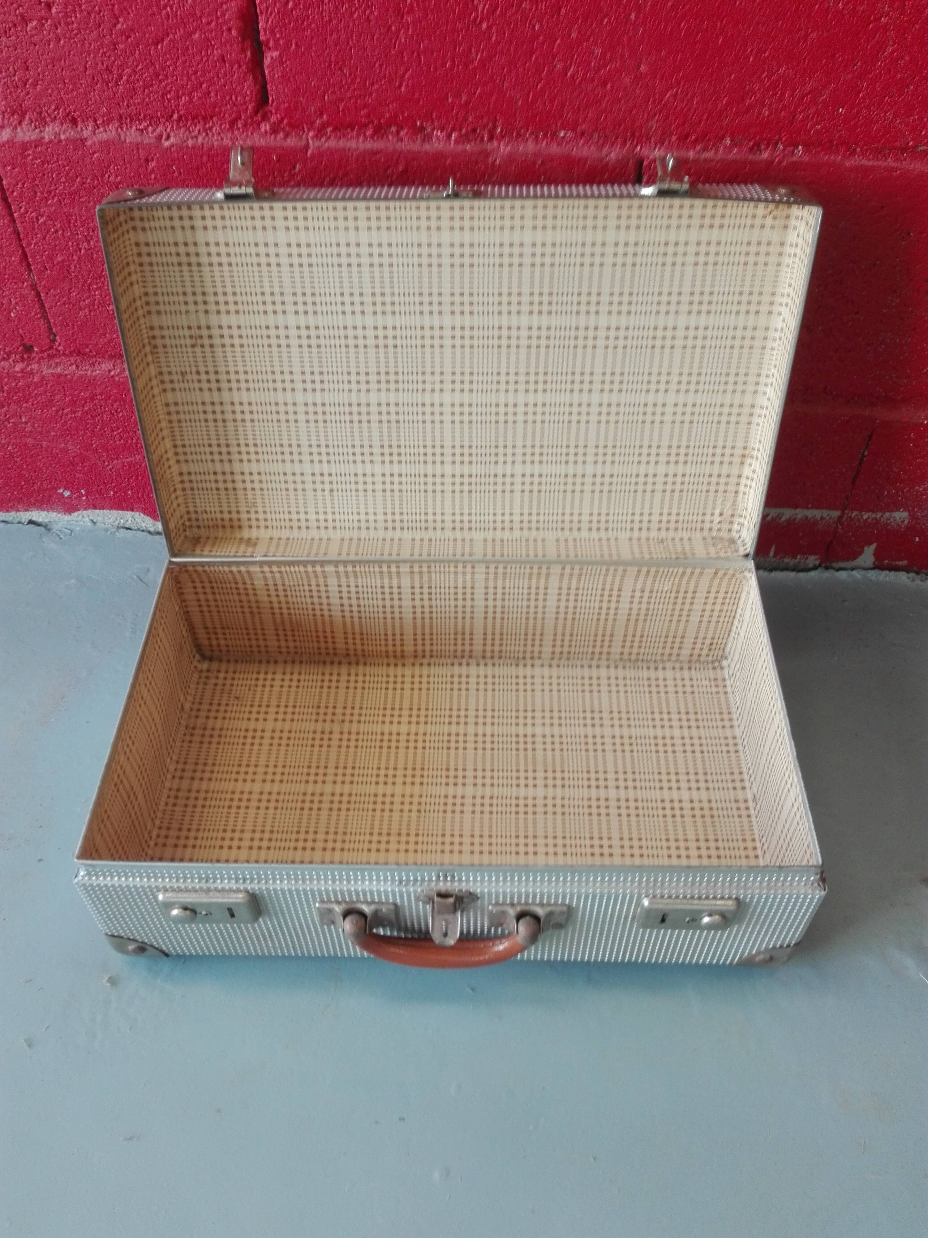 Valise aluminium vintage