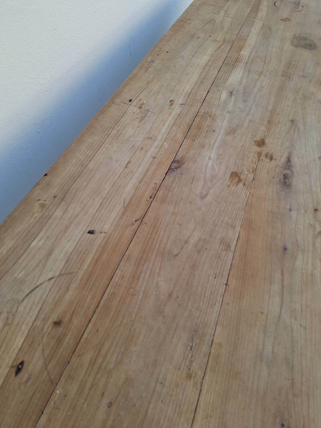 Table de Ferme rustique ancienne fabrication 1900s en Fruitier