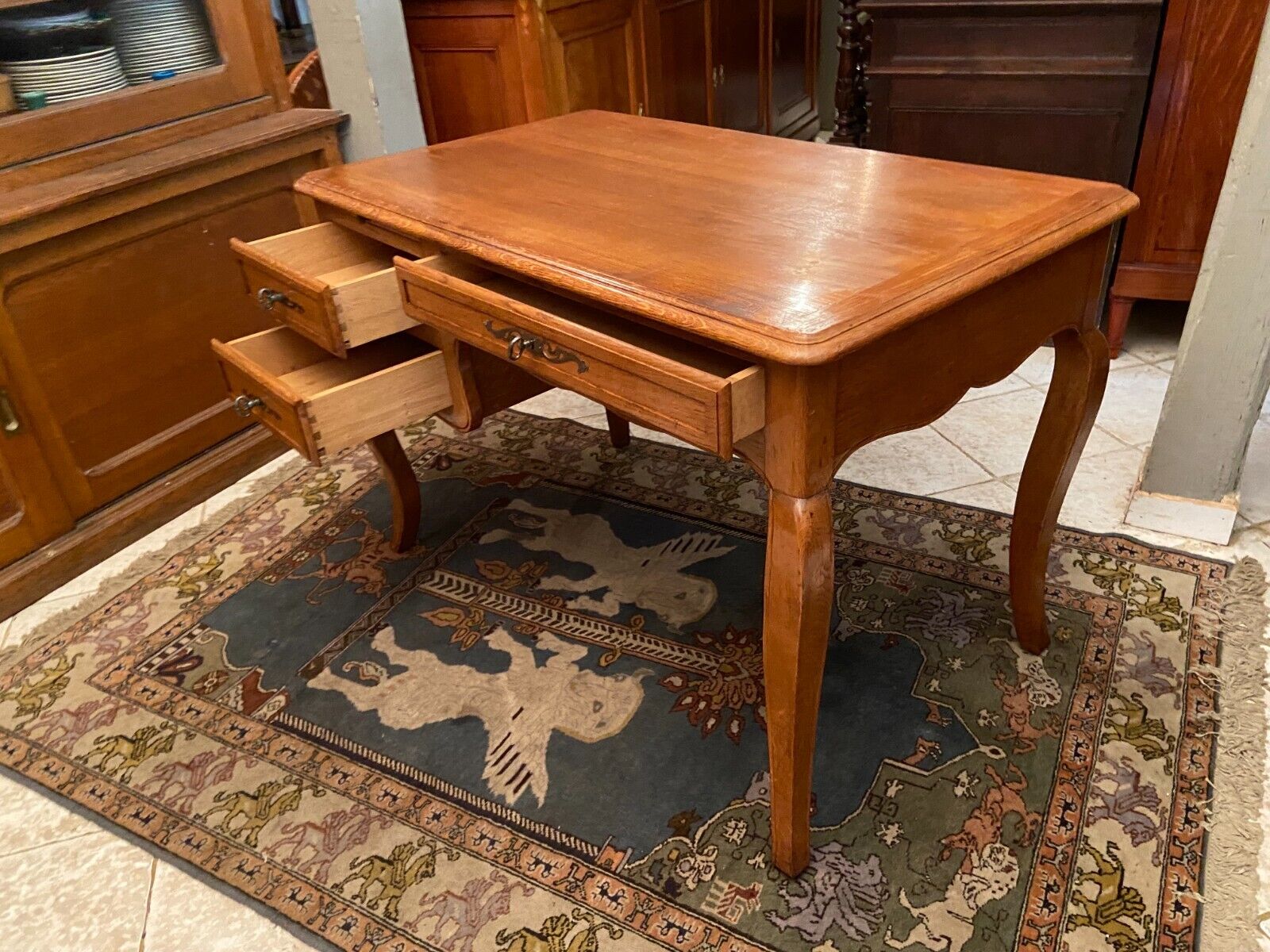 Office 3 drawers and retractable shelf solid blond oak Louis XV style