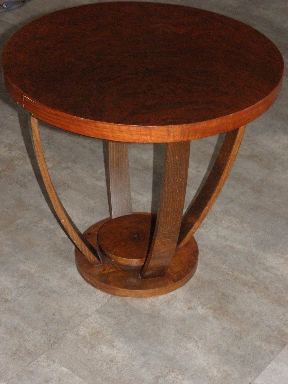 Table basse en bois art déco
