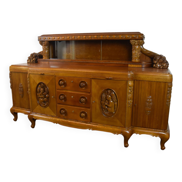 Grand buffet deux corps en chêne 1920-1939