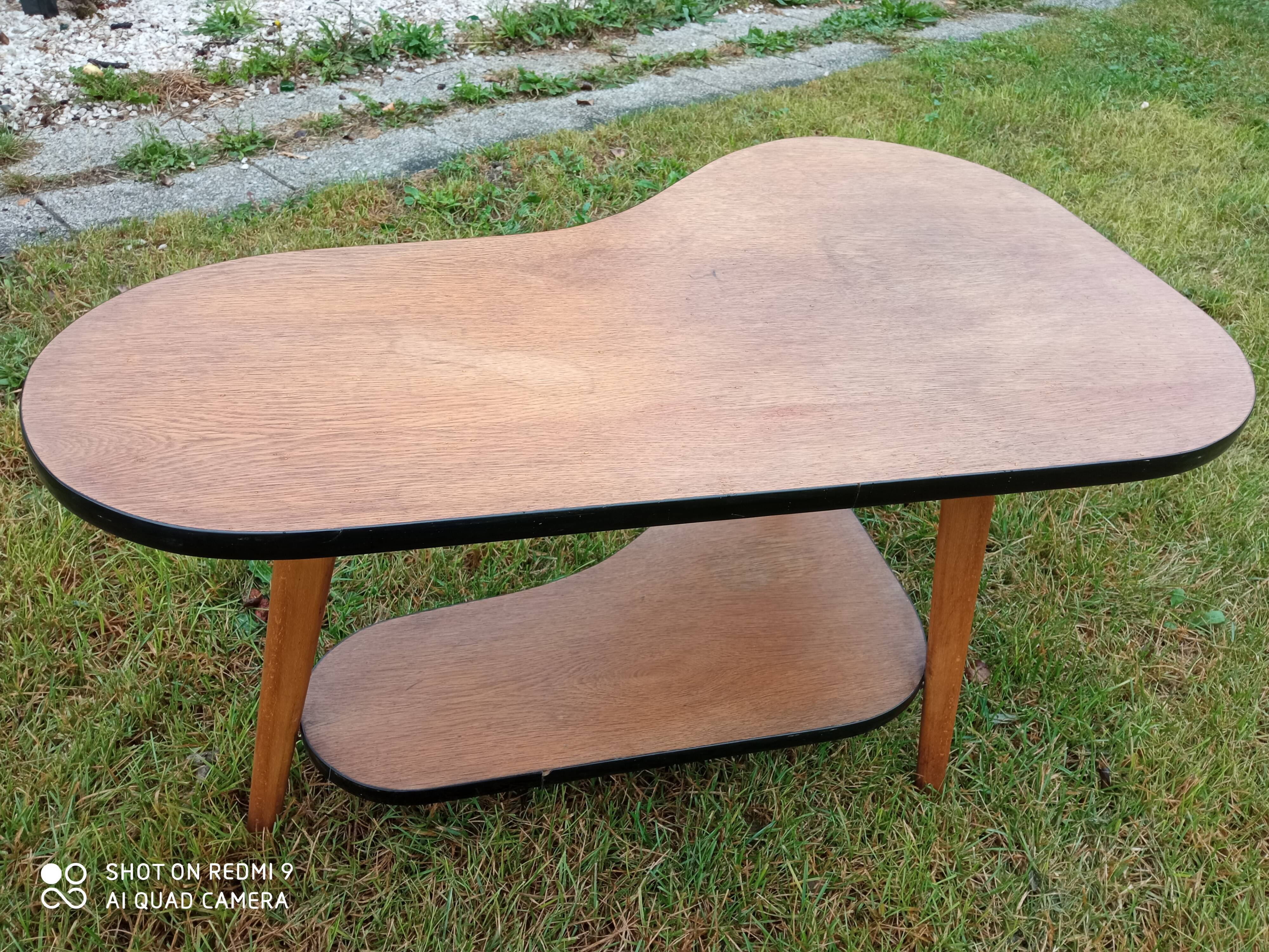Bean shaped living room table 60