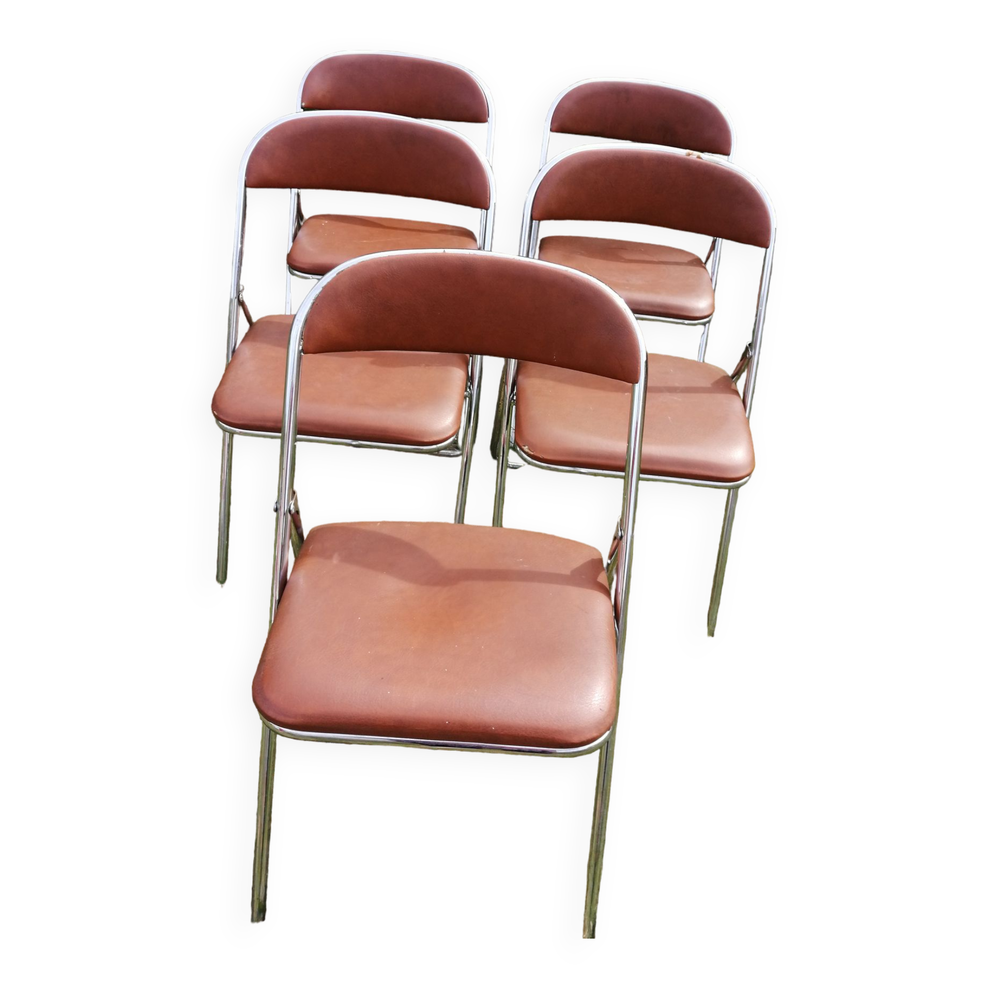 5 foldable chairs