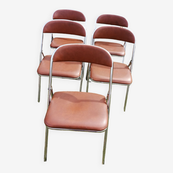 5 foldable chairs