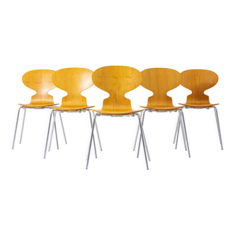 Ensemble spécial de 5 chaises Ant d'Arne Jacobsen pour Fritz Hansen