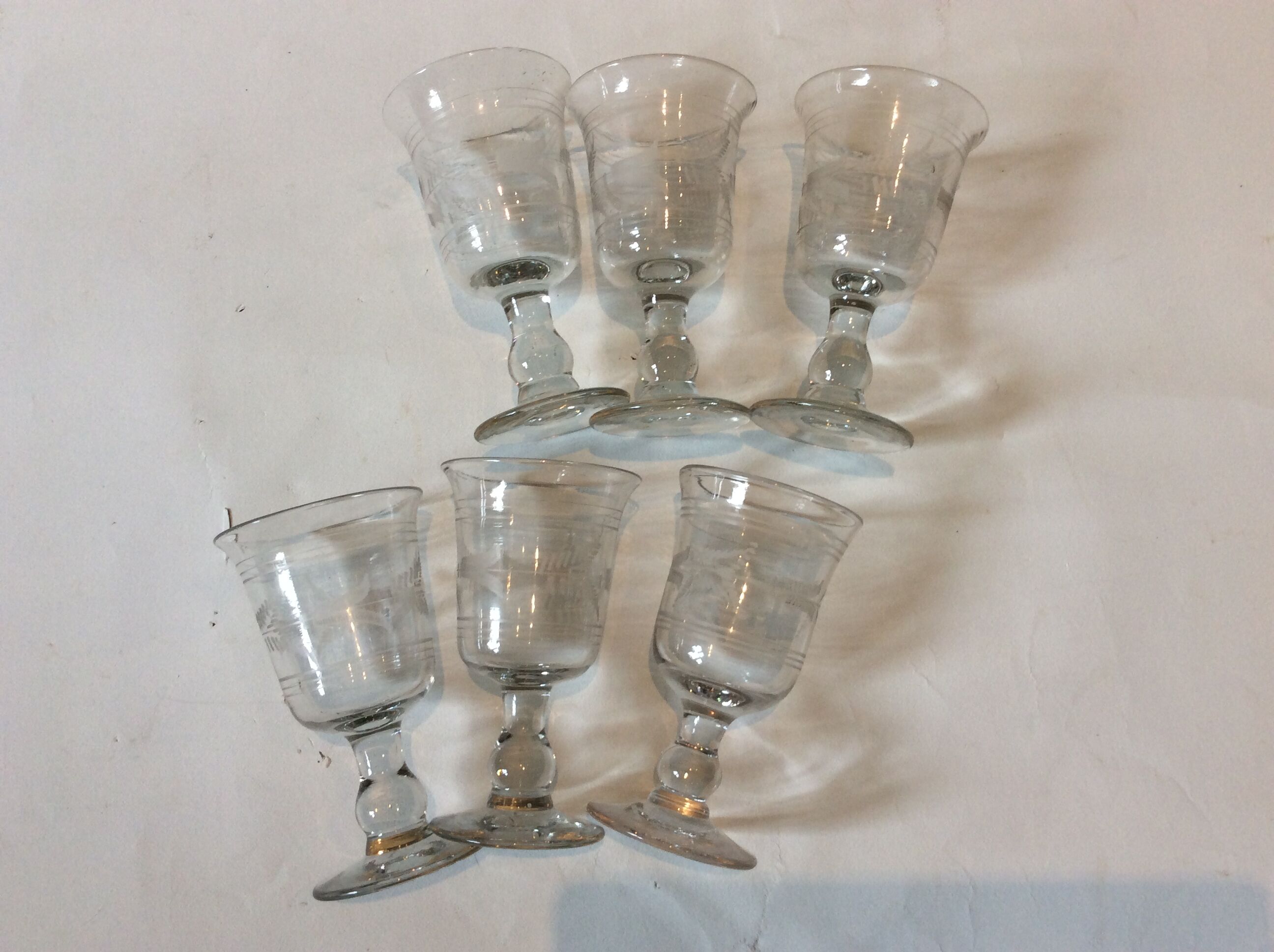 Set de 6 verres gravés soufflés