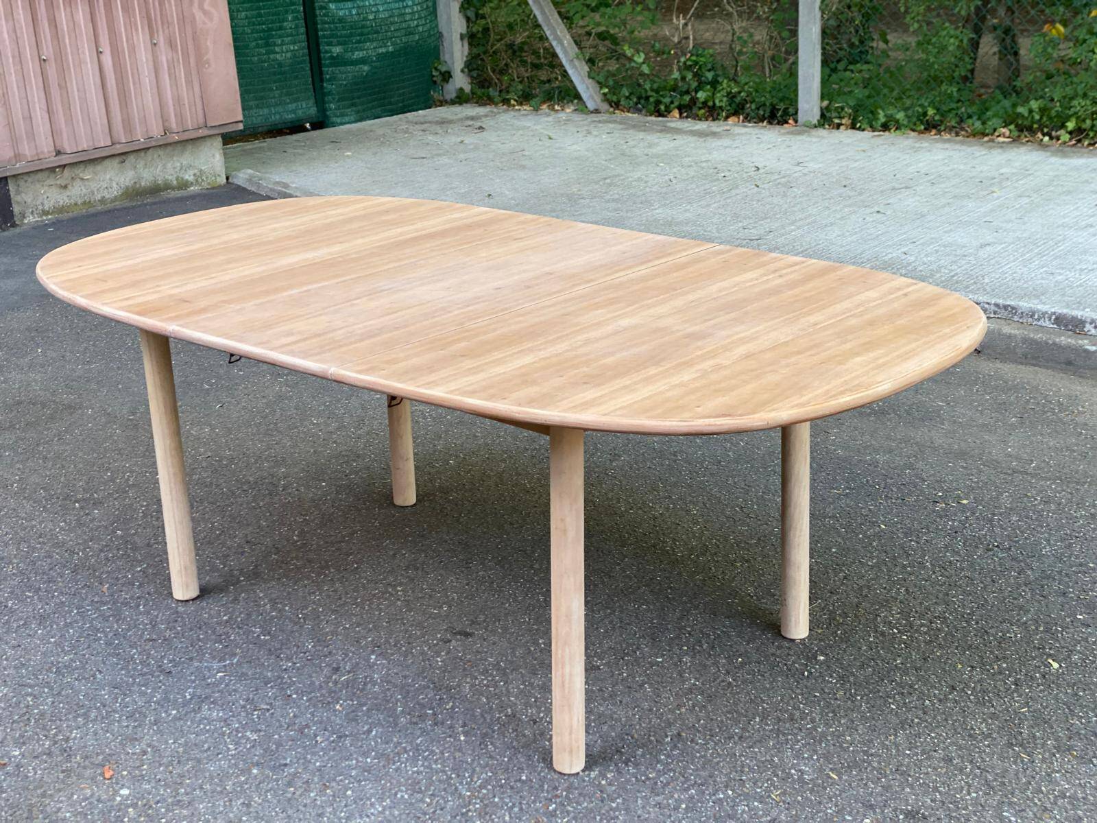 Renovated Scandinavian dining table in raw teak - Made in Denmark