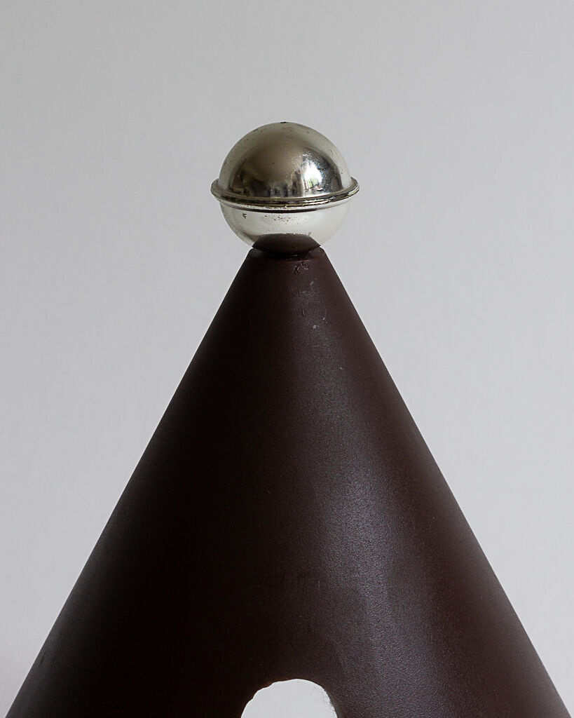 Conical porcelain teapot, Puur, Netherlands, 80s