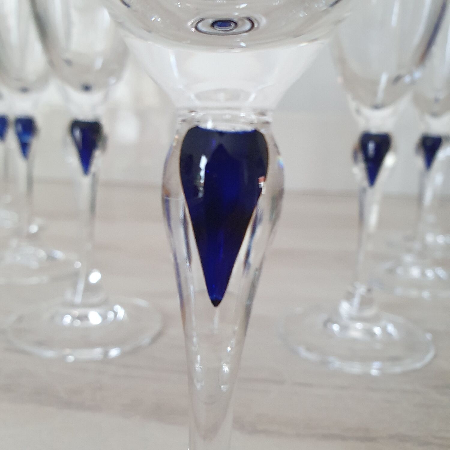 10 Crystal d'Arques glasses model Venice Sapphire blue