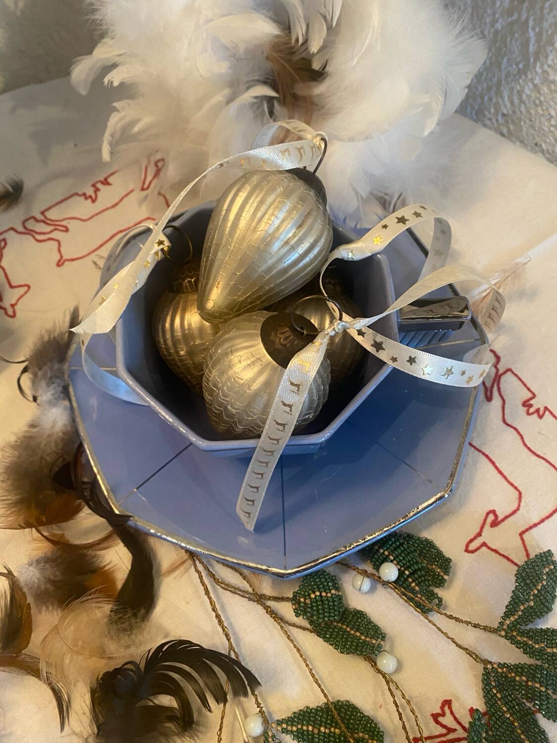 Large Art Deco mug stamped Longwy