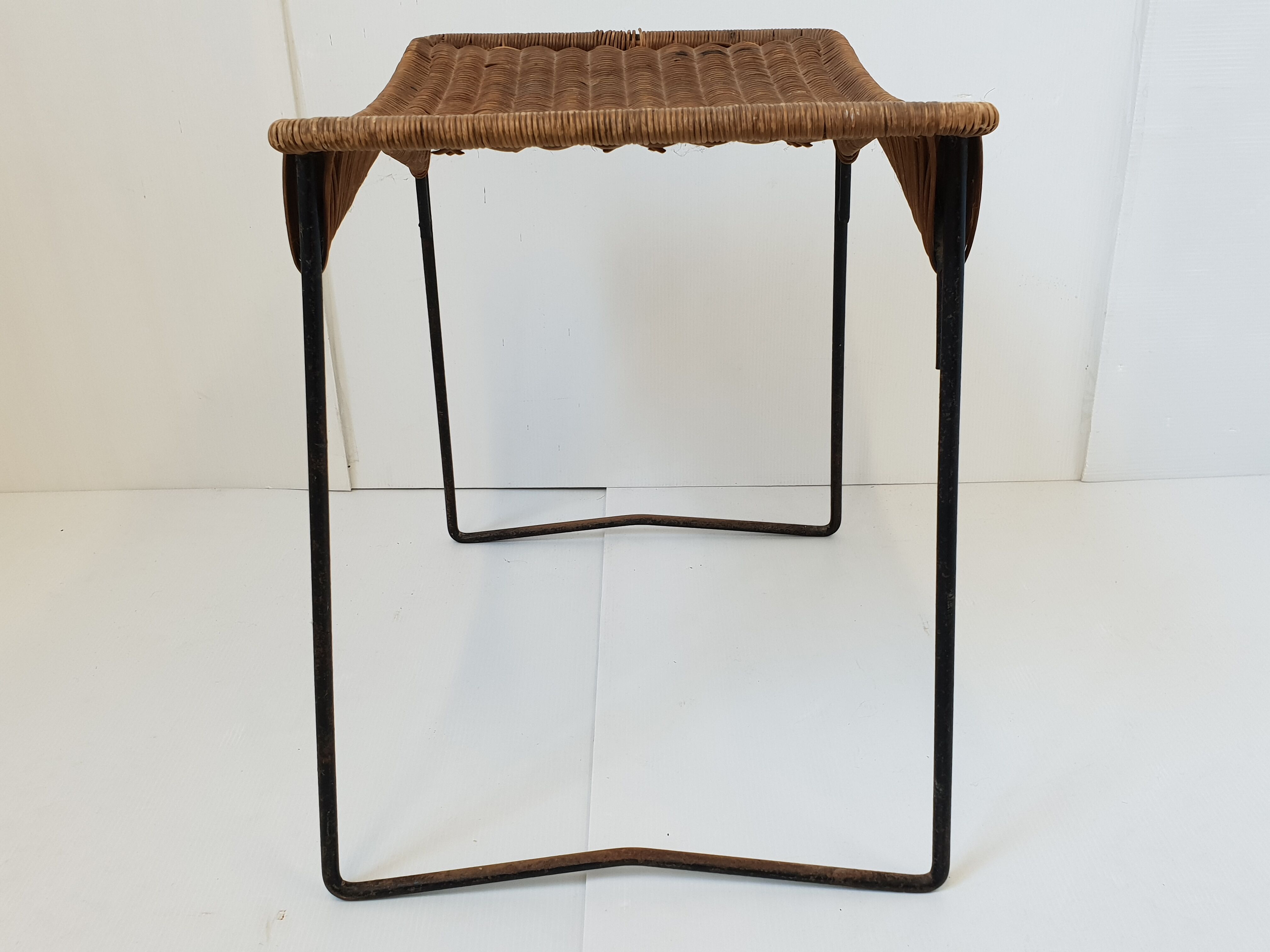 Raoul Guys stool for Airborne 1950