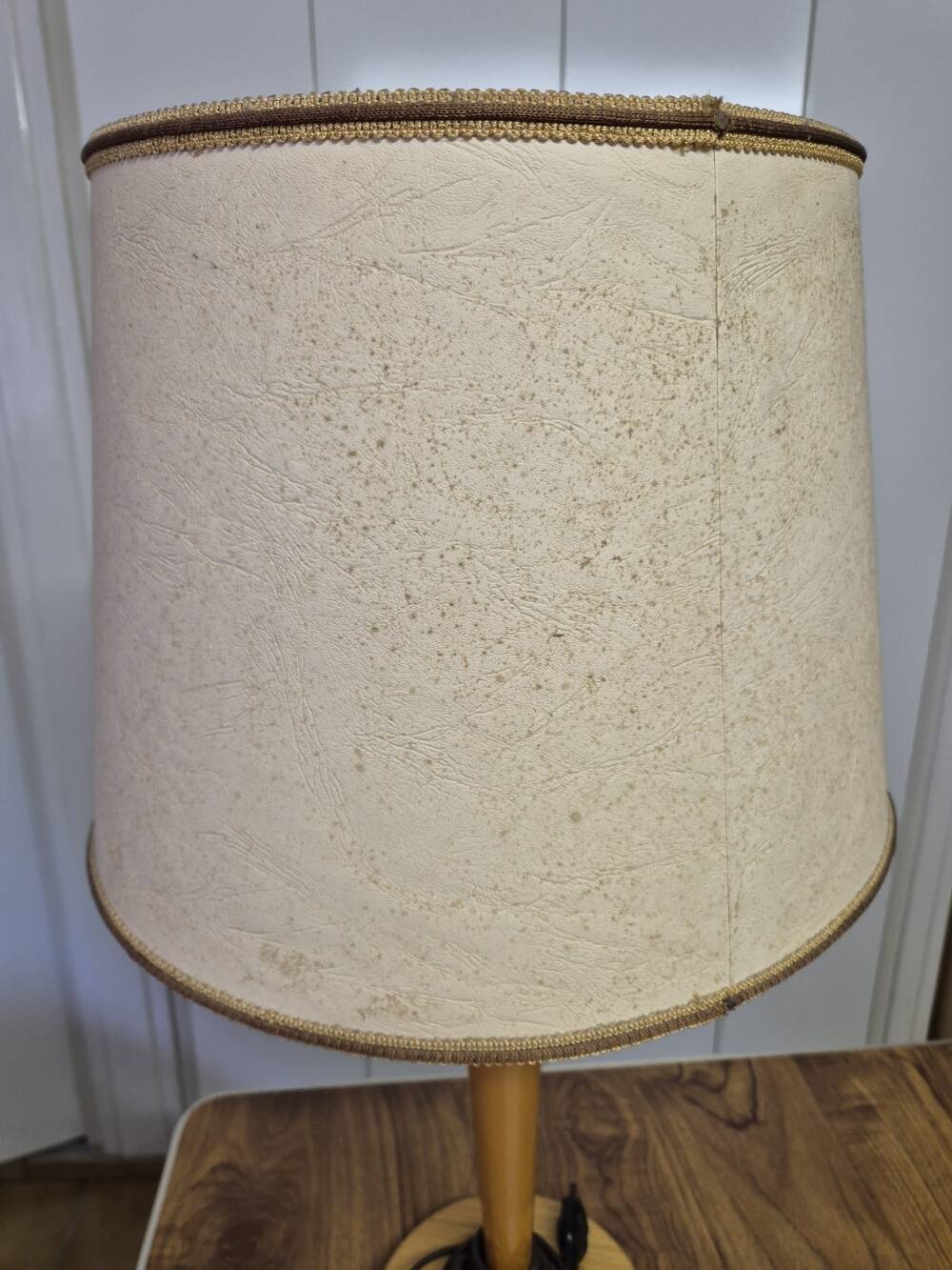 Table lamp or bedside lamp or desk lamp