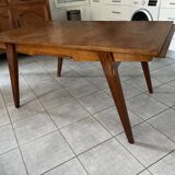 Compass foot table with extensions