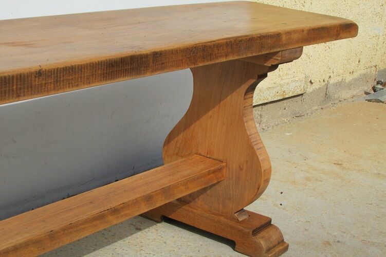 Monastery bench, chestnut farm