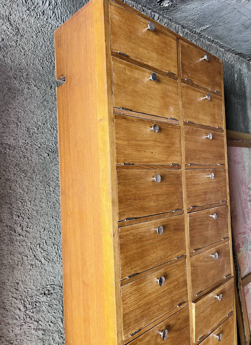 Un Meuble De Notaire / Métier Double Colonnes à Clapet (Restaurer)