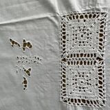 Old rectangular embroidered openwork tablecloth + 16 napkins