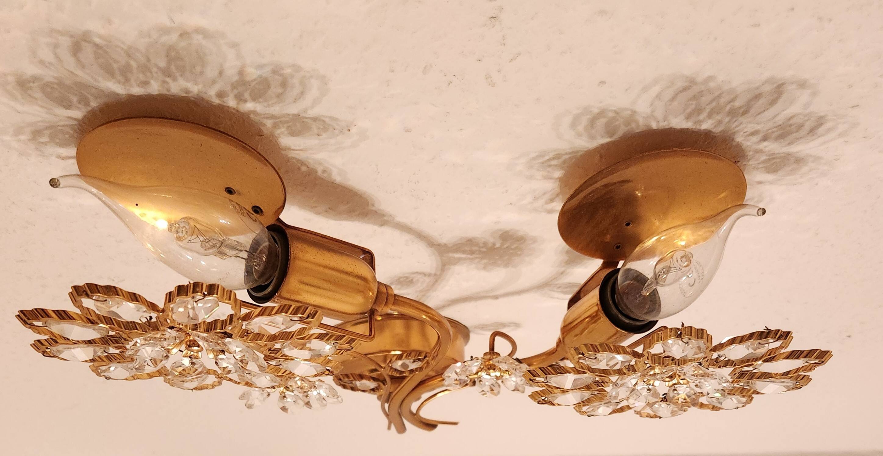 Set Hollywood Regency Wandlampe vergoldet Messing Swarovski-Kristalle Palwa