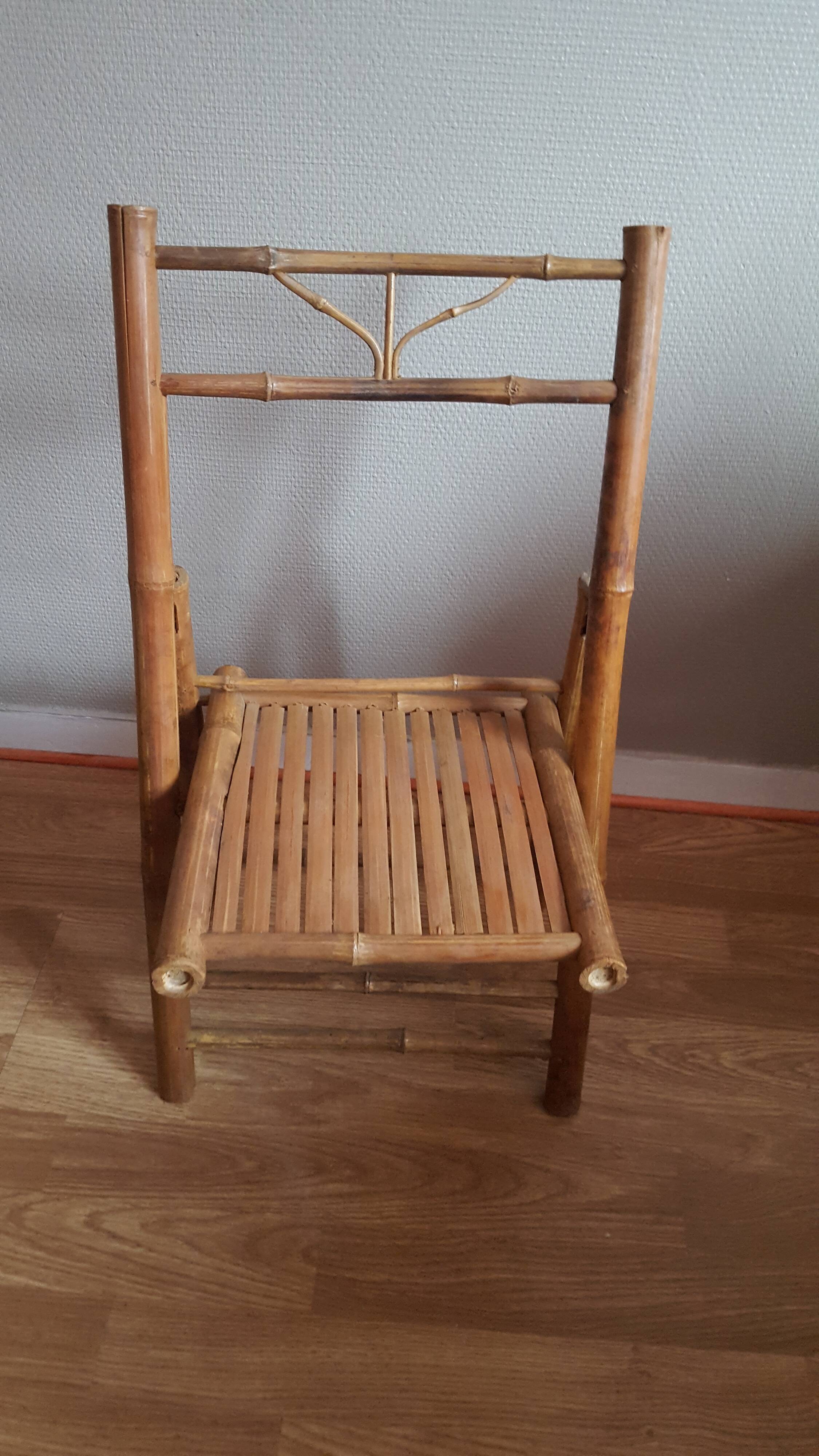 Chaise pliante en bambou