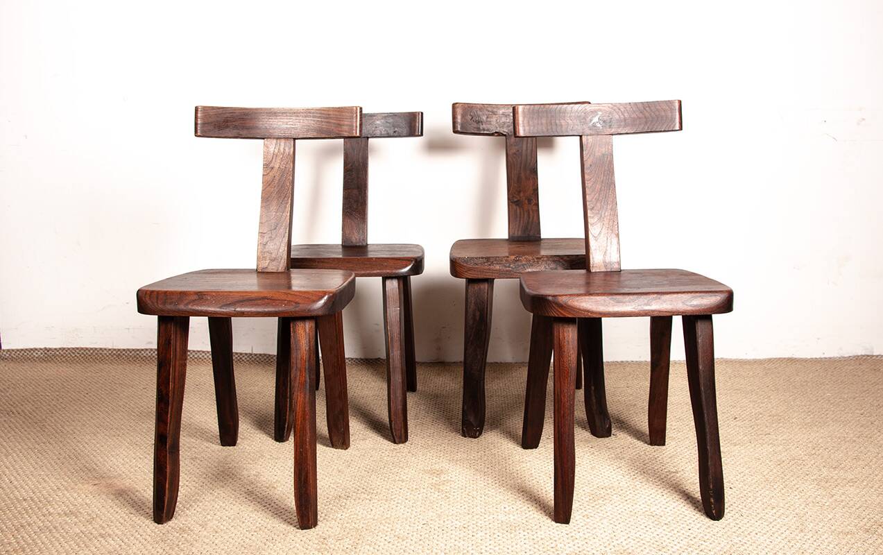 Set of 4 Scandinavian chairs in solid Elm, model T in the style of Olavi Hannin.