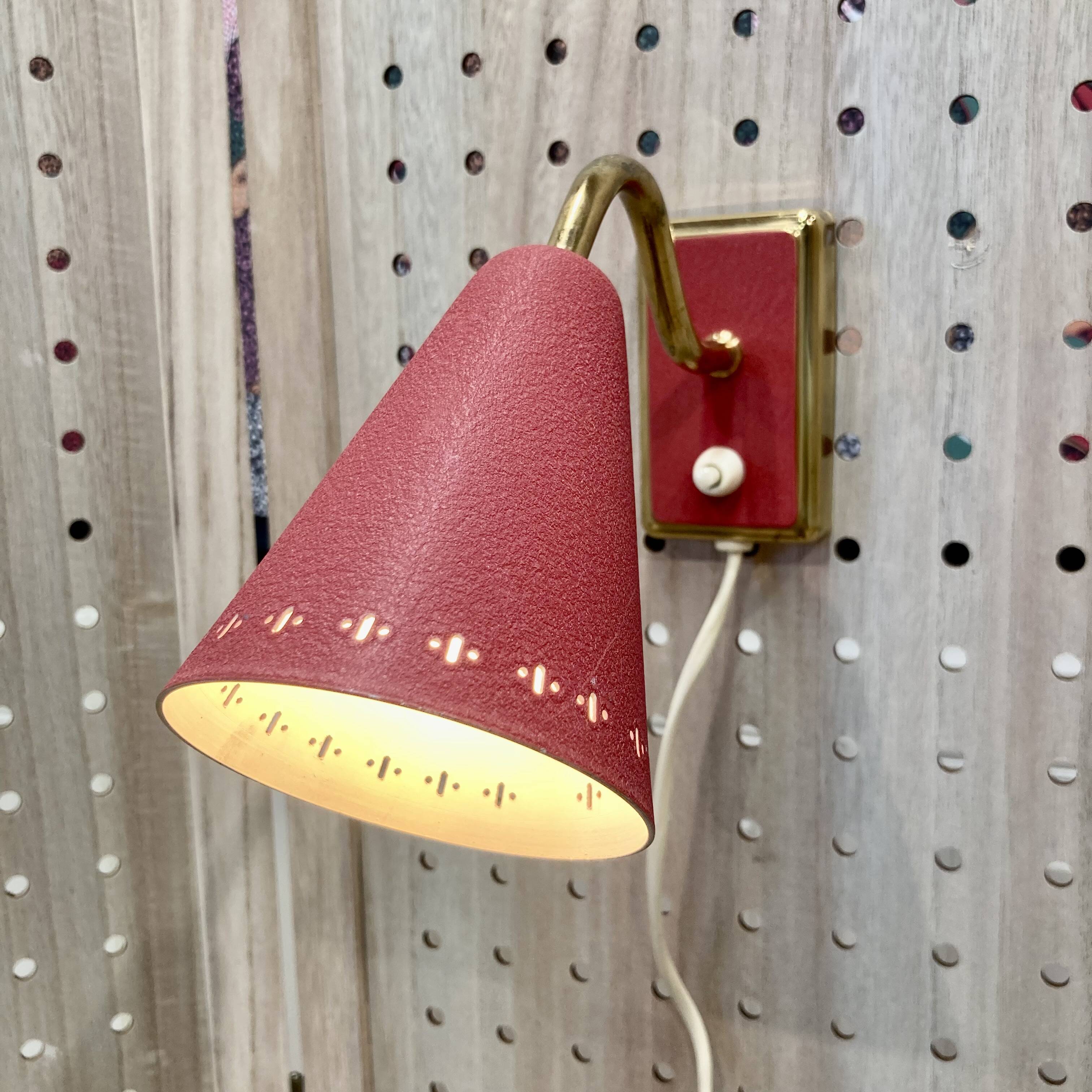 MODULAR APPLIQUE SCANDINAVIAN DESIGN 1950.
