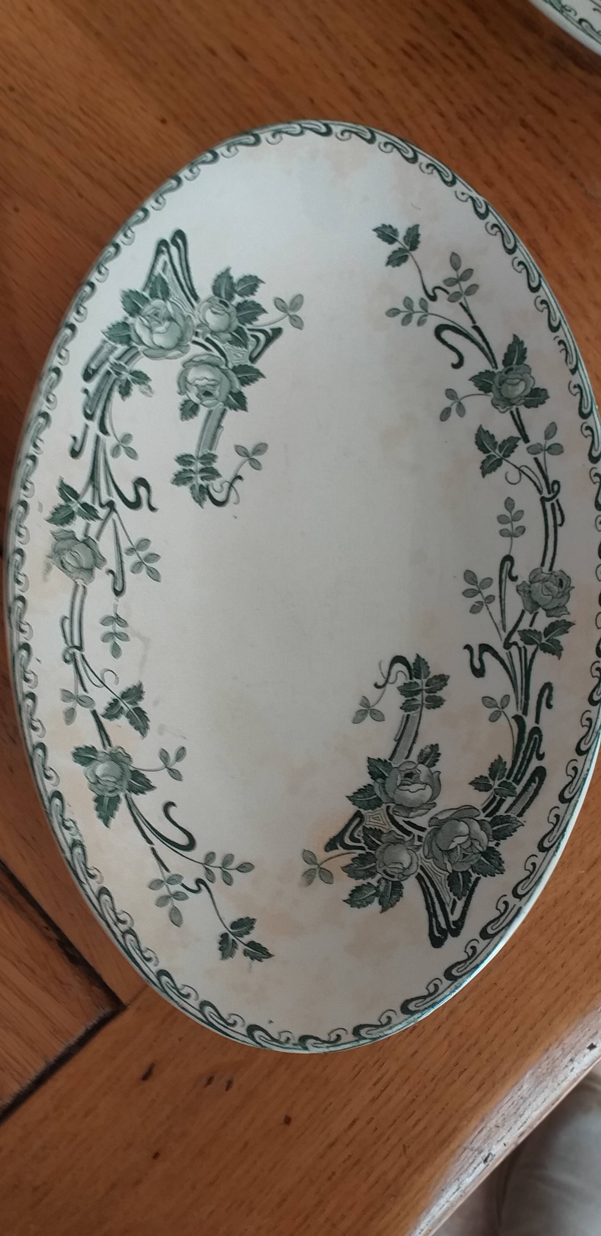 Set of 5 pieces in Belgian porcelain Boch Frères Kéramis model Rosa