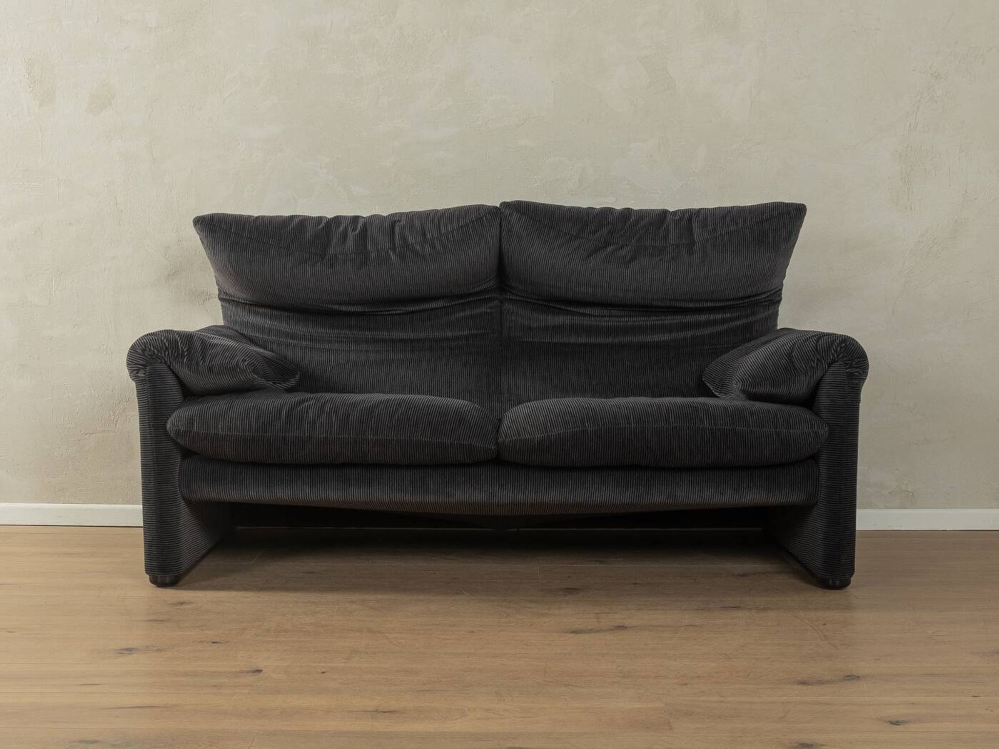 675 MARALUNGA Sofa, Vico Magistretti, Cassina