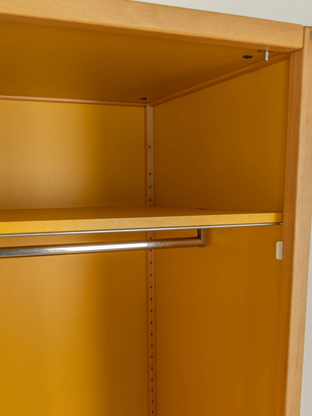 Flötotto wardrobe