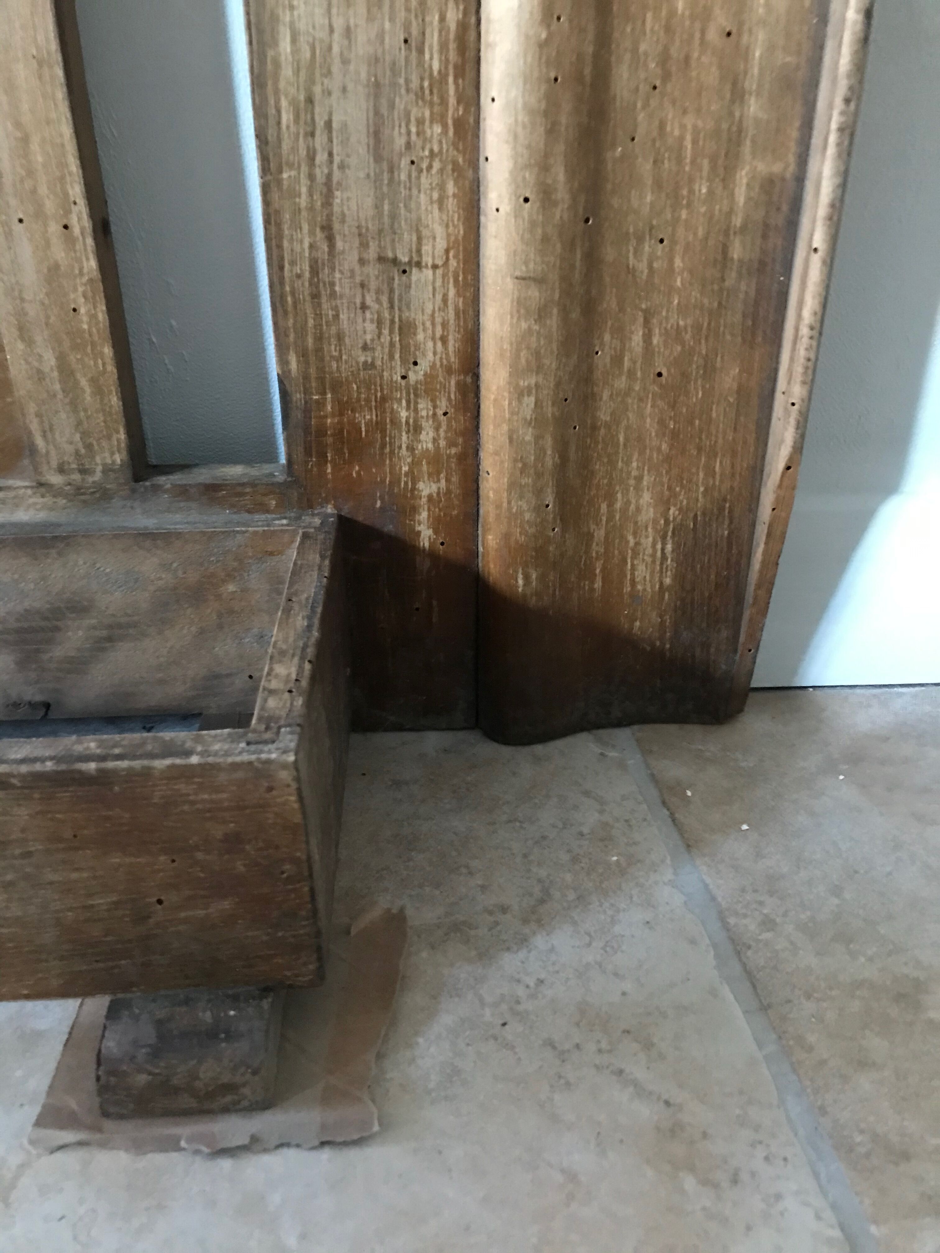 Wall coat holder