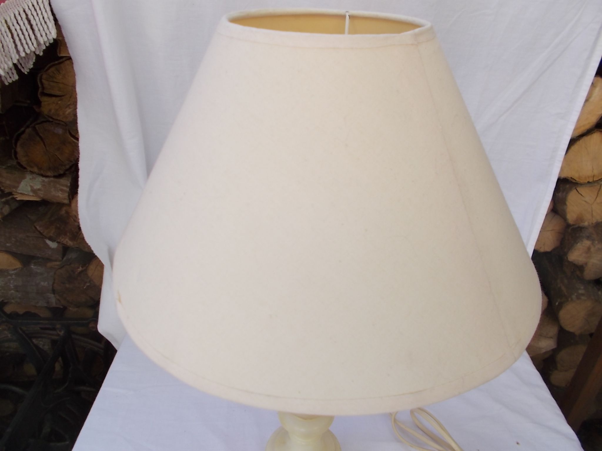 Alabaster lamp
