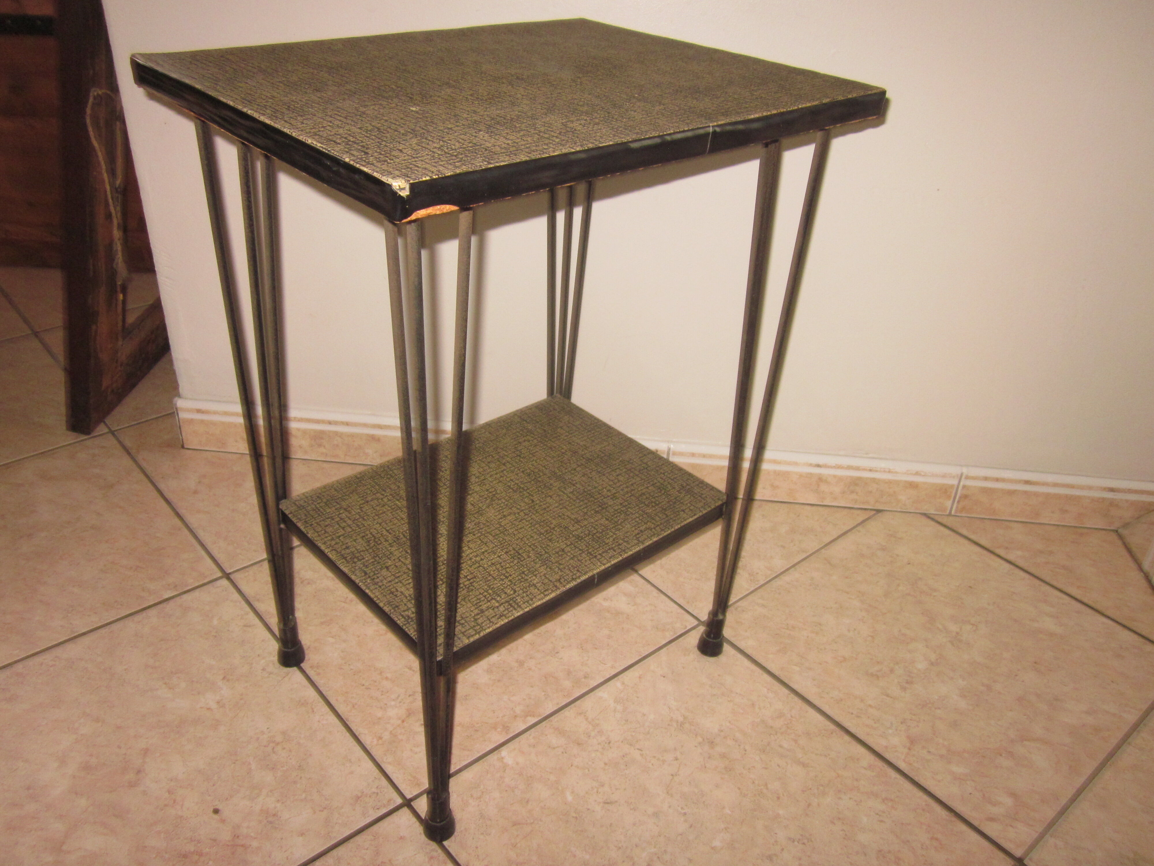 Extra table console eiffel foot