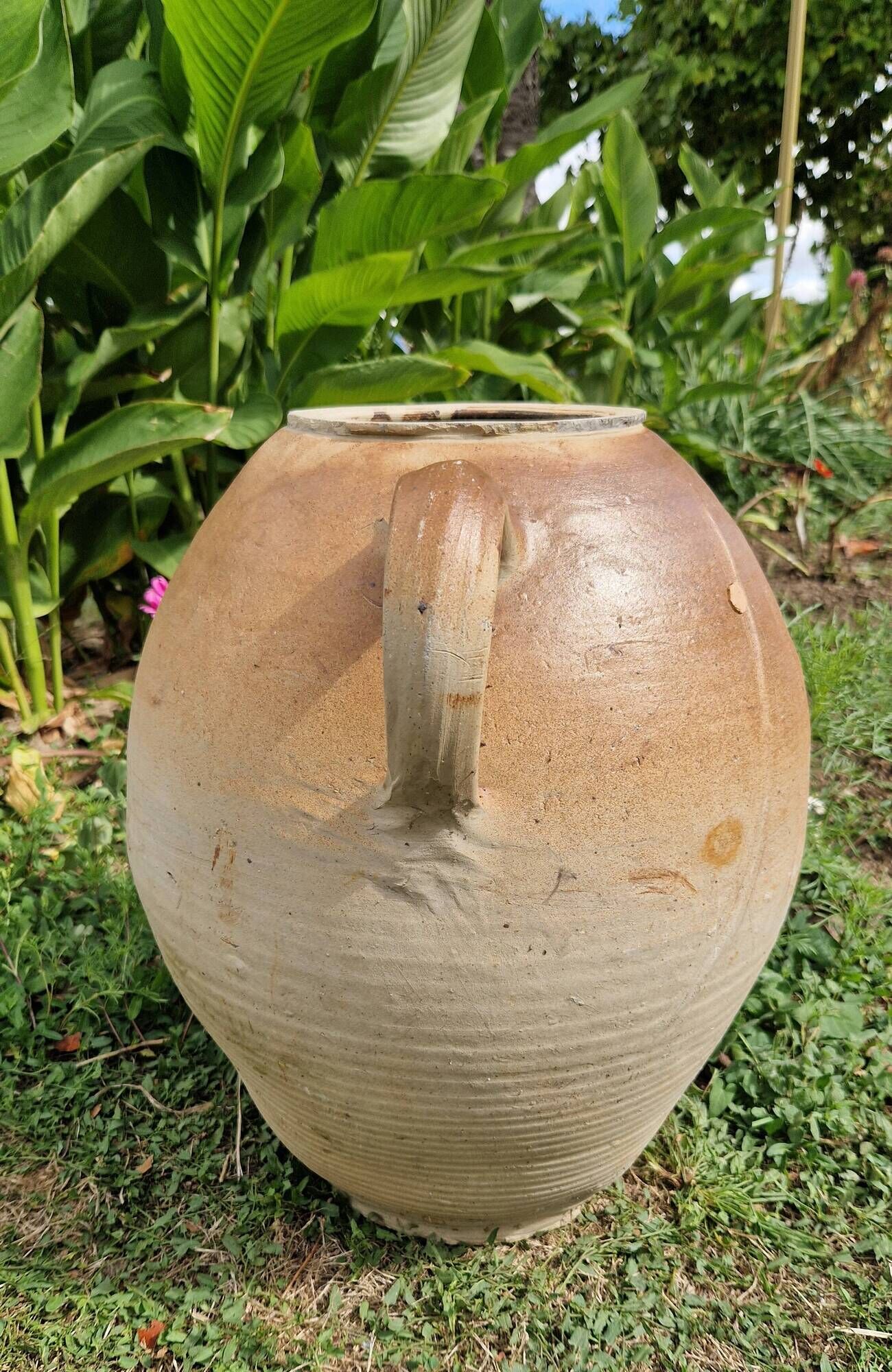 Stoneware jar from Puisaye
