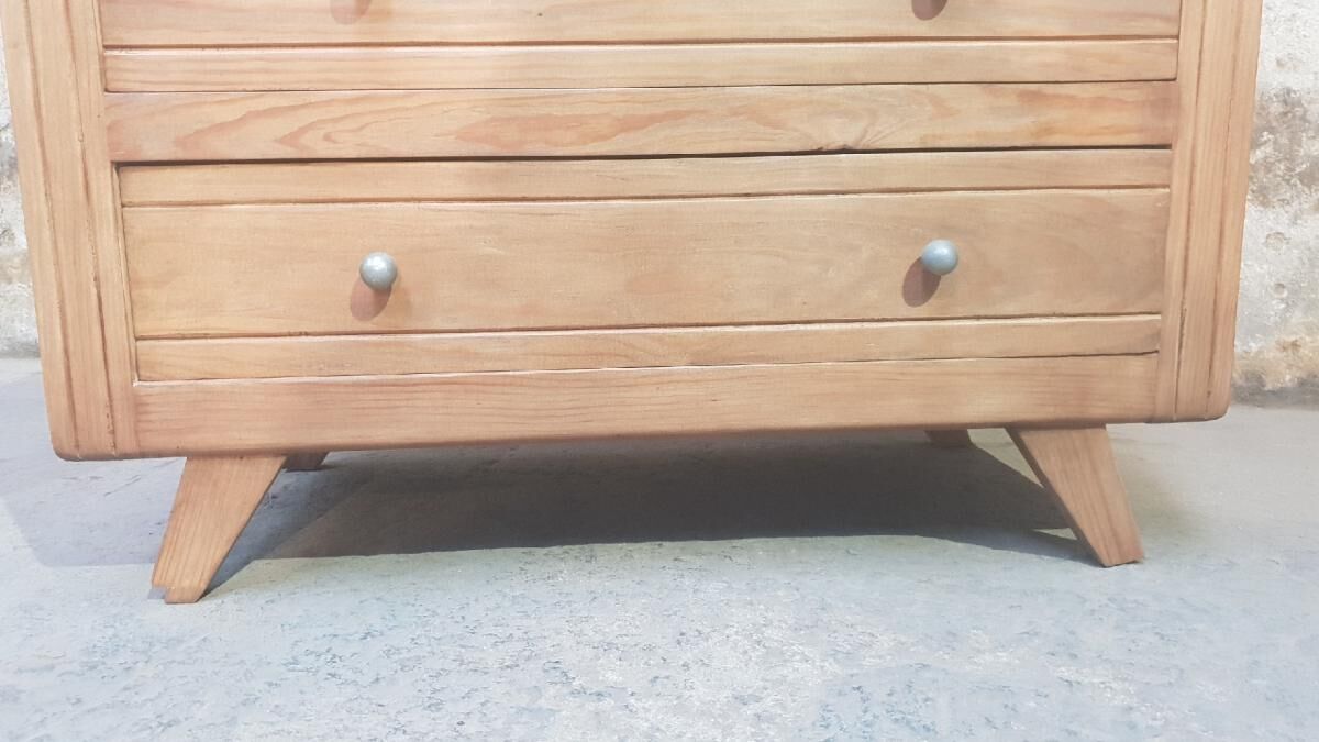 Vintage chest of drawers
