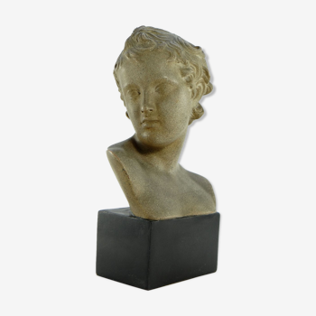 Bust at the antique en terre cuite figurant Éros, France, 1930s/1940s